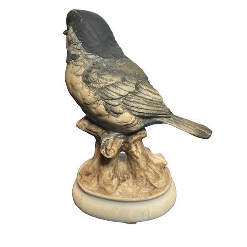 Vintage Lefton Chickadee Bird Figurine KW4206 Collectable - Picture 2 of 3