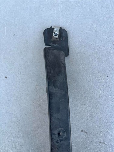 2017-2019 17 GMC Acadia LH Rear Bumper Fascia Side Reinforcement OEM 84142280 - Picture 7 of 15