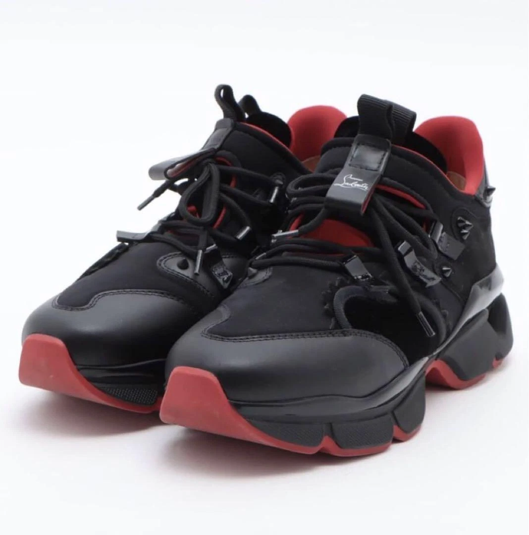 Red runner 2025 louboutin