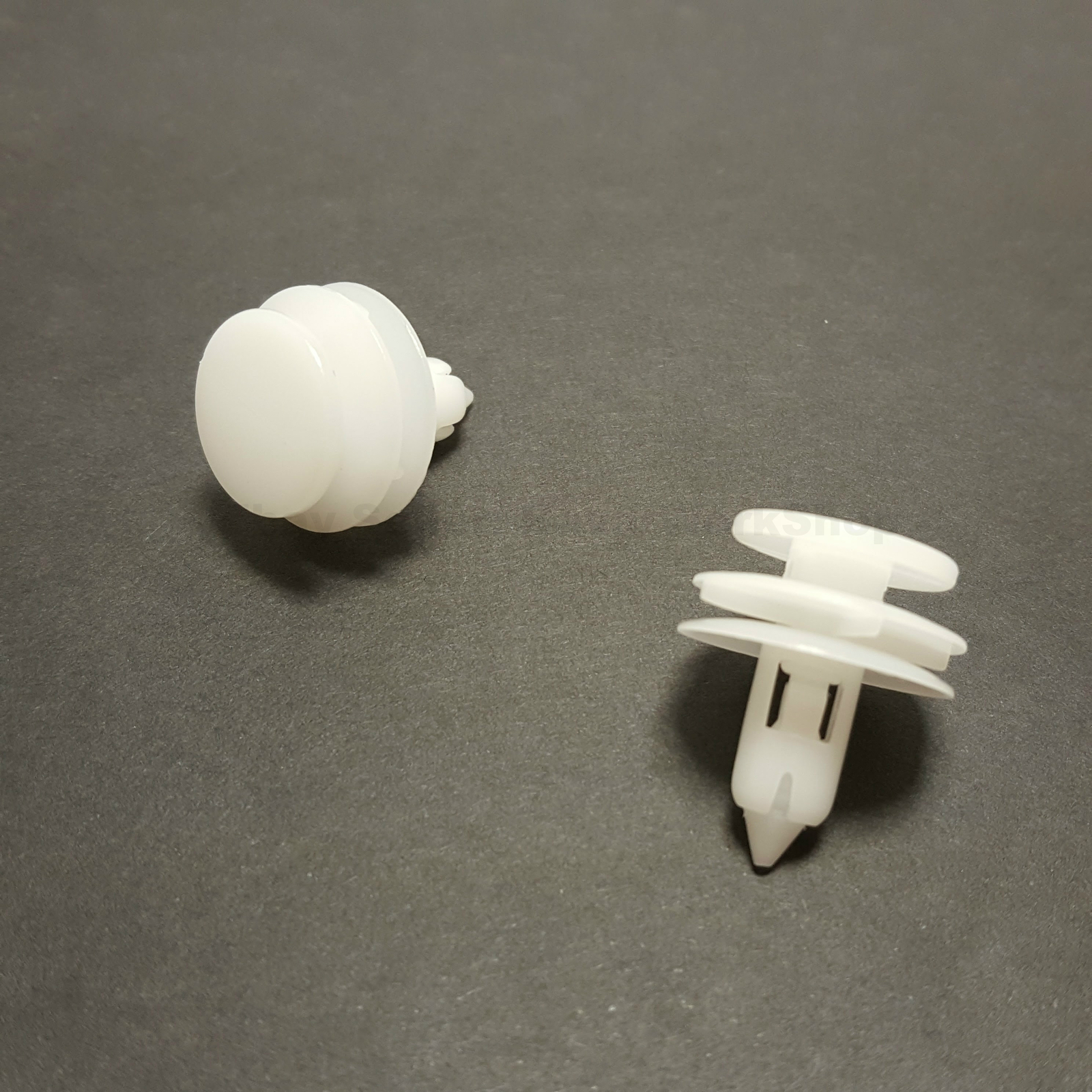 2X Door Trim Panel Retainer clips for Jeep Grand Cherokee, Chrysler eBay