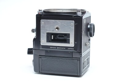 Zenza Bronica ETR C 645 Medium Size Camera body W/220 Back 6500879