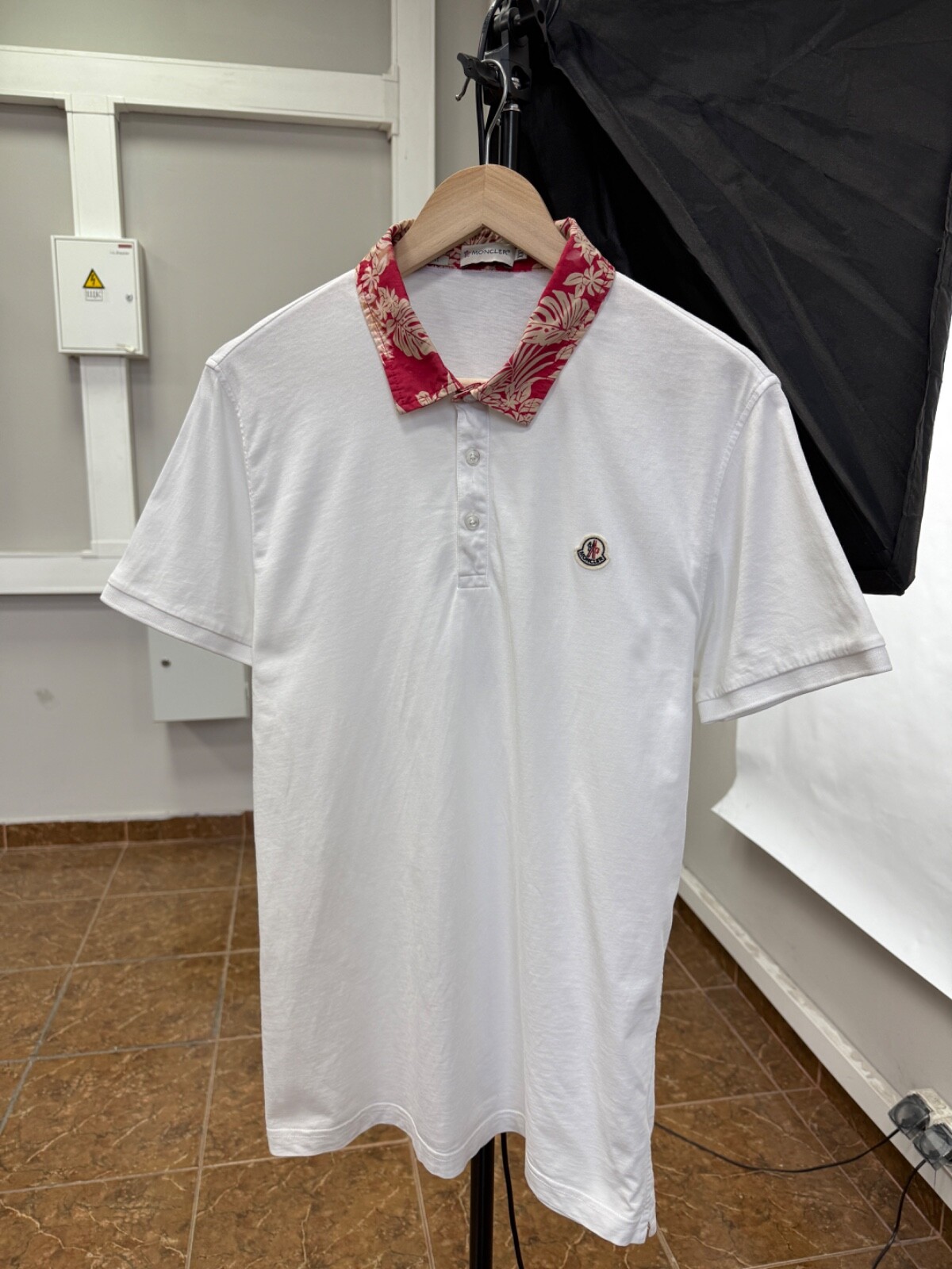 Moncler Hawaiian Retro Polo T-Shirt Y2K Hype Rare Size XL XXL Italy