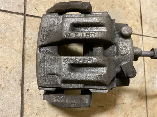 07-2010 E92 BMW 328i COUPE REAR LEFT BRAKE CALIPER - Picture 3 of 8