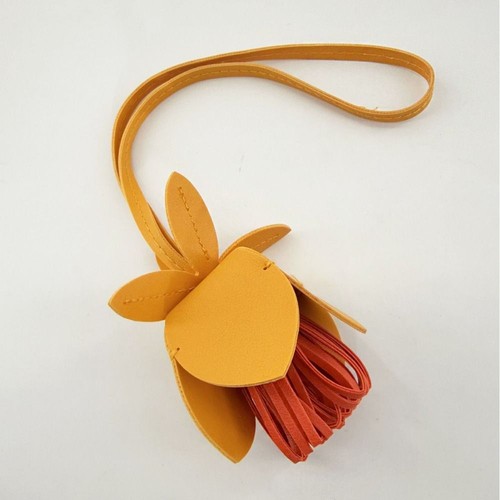 Car Keyring Flower Pu Leather Pendant Hanger Bag Pendant Car Accessory - Picture 12 of 15