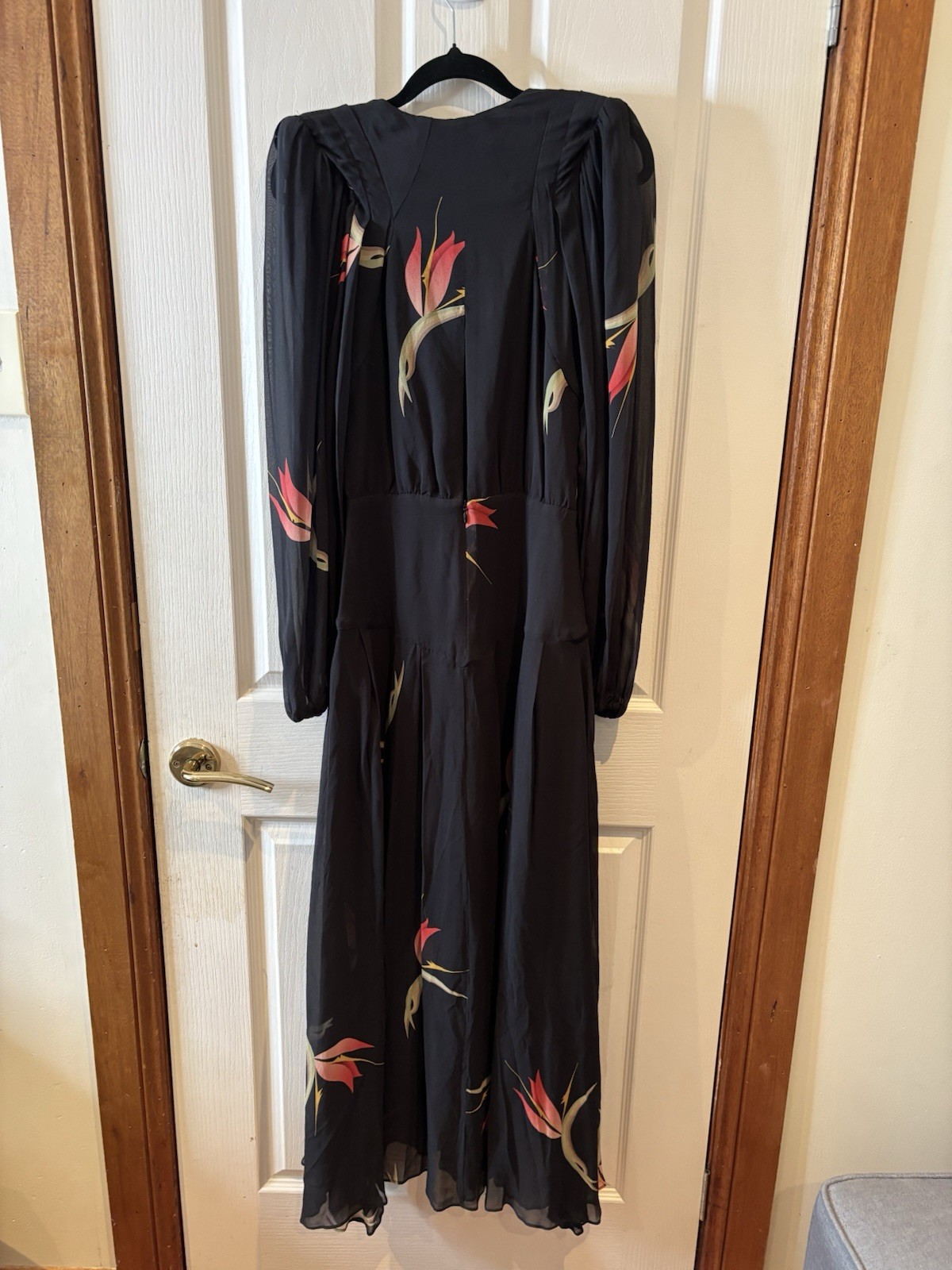 Picture 3 of 24