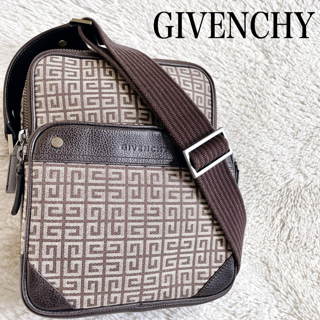 GIVENCHY BH00AXH1W4001 関税送料込 GIVENCHY Box Square Monogram Shoulder Bag Canvas Leather