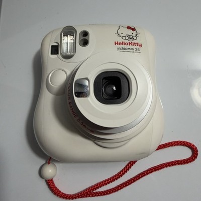 Fujifilm Hello Kitty Instax Mini 25 White Built-in Flash Classic Film Camera