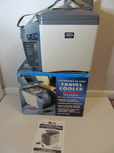 Vector Thermoelectric Travel Cooler & Warmer Mini Console VEC222