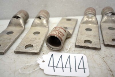 1 Lot of Thomas and Betts 500 MCM 2 Hole Compression Lugs (Inv.44414)
