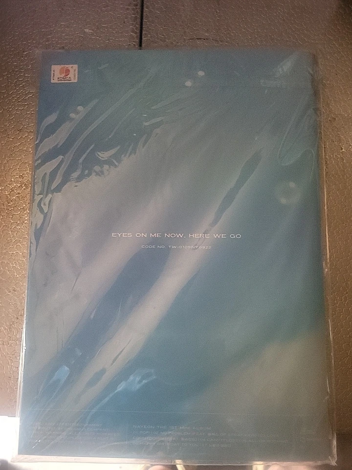 NAYEON (TWICE) - IM NAYEON - Exclusive Photo Card - Cover 04 - 1st Mini Album Foto 2 de 2