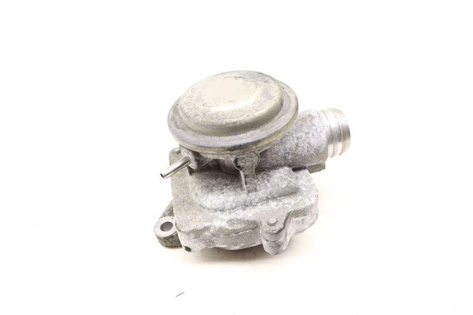 2010-2012 MERCEDES-BENZ C250 - LEFT EGR / Combi Valve 0021407460 - Image 2 of 4