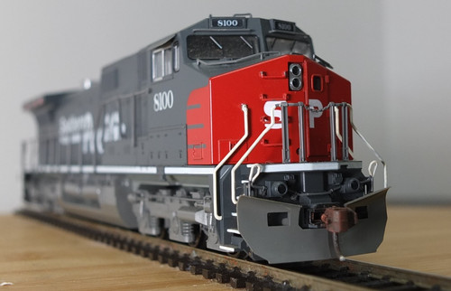 Kato 37-1205 Spur HO GE C44-9W Dash 9 Diesellok in Southern Pacific Lackierung | Zustand: Used