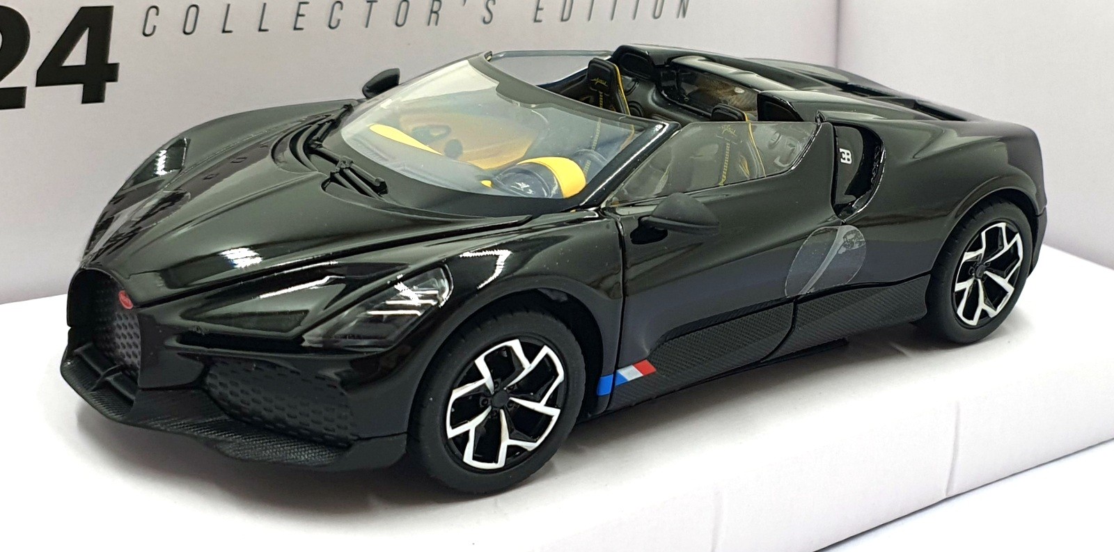 CMJ 1/24 Scale Diecast 124BMBK - Bugatti Mistral - Black