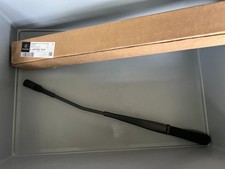 ORIGINAL MERCEDES-BENZ X243/X247 WISCHERARM A2478201501 NEU