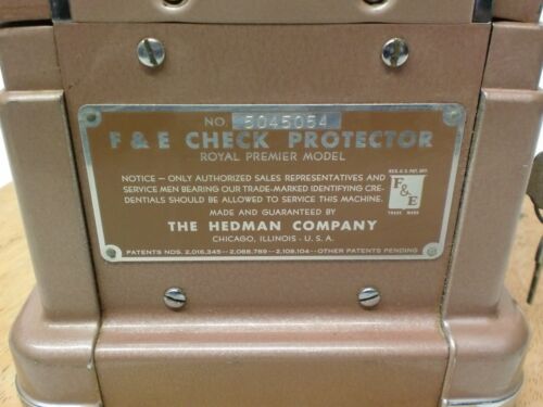 Protezione assegni vintage F&E Hedman Company con chiavi modello Royal Premier - Foto 8 di 9