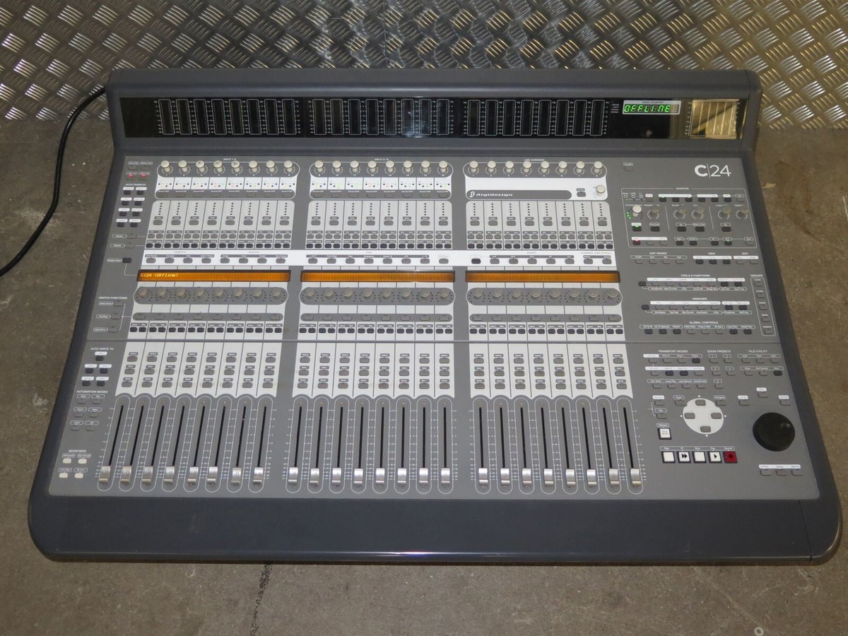 Avid Digidesign Control 24 C24 Pro Tools control surface / WORKS