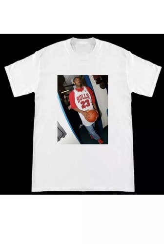 KOBE BRYANT WEARING MJ JERSEY T-SHIRT 
