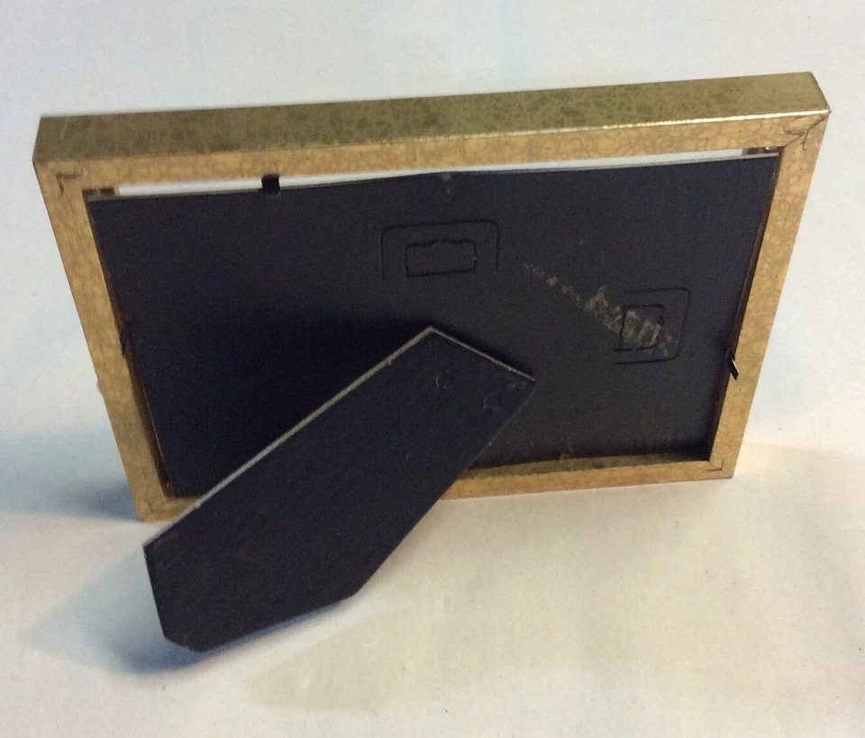 Vintage Plastic Picture Frame 5” X 7” Gold Color - Image 4 of 4