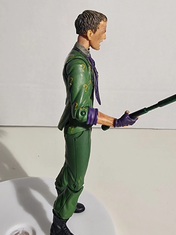 Figura de acción DC Direct Batman Arkham City - The Riddler 6,5" serie 2 Foto 4 de 4