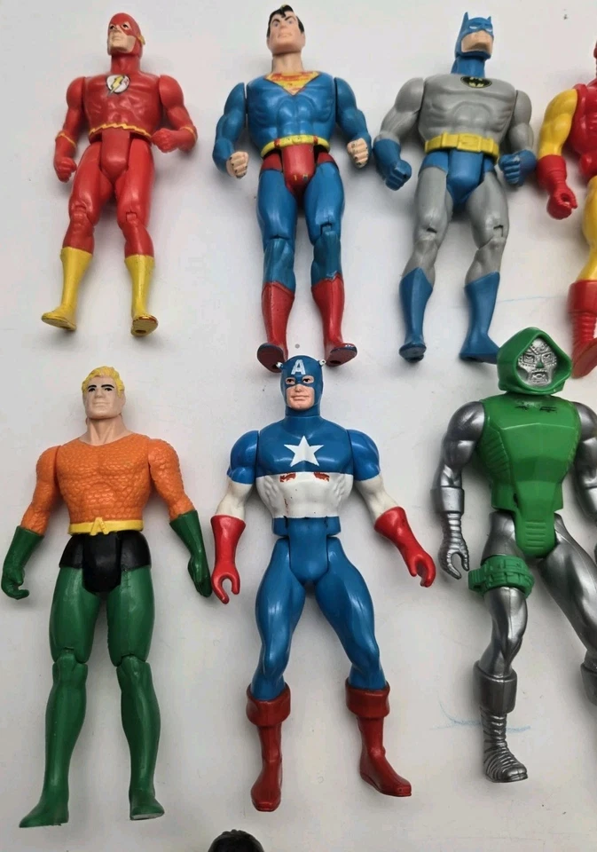 Vintage 1984-86 Kenner Marvel DC Super Powers Loose 4.5" Action Figure Lot of 17 - Image 2 of 4