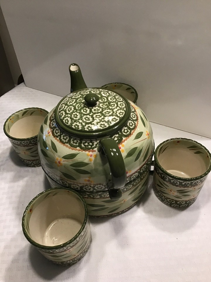QVC TEMPTATIONS OLD WORLD GREEN TEAPOT & WARMER with 4 MUGS & 4 SAUCERS