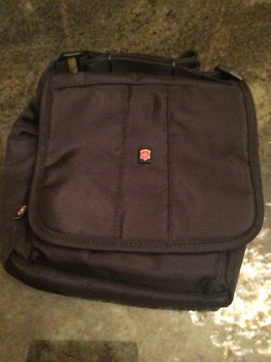 Victorinox Toiletry/ digital media case