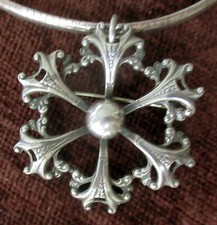 VINTAGE CINI STERLING BROOCH PENDANT NECKLACE 2 1/4 INCHES, 35 GRAMS