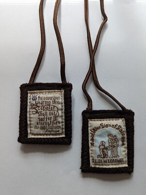 Brown Scapular of Our Lady of Mount Carmel, Scapular Catholic