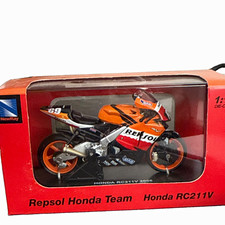 New-Ray 1:18 Repsol Honda RC211V #69 Nicky Hayden MotoGP 2006 Diecast NEW SEALED