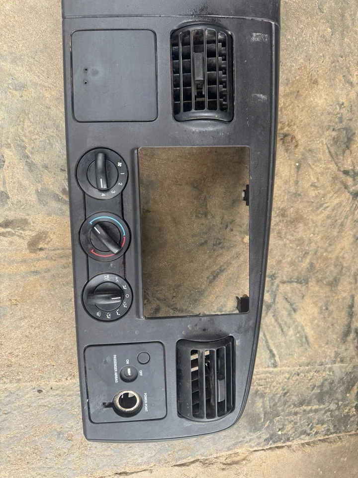 2005-2007 Ford F250 F350 Super Duty Dash Panel Cluster Bezel Black - Image 3 of 4
