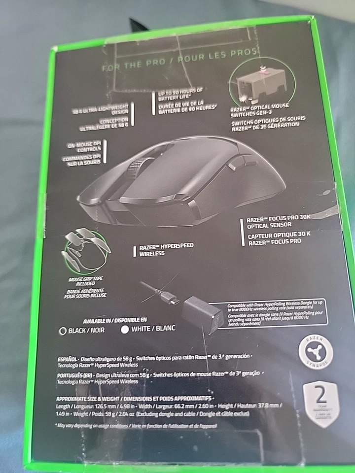 Razer Viper Ultimate Wireless Optical Gaming Mouse - Black - Image 3 of 3