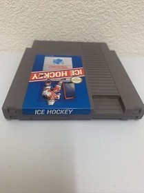 Ice Hockey (Nintendo Entertainment System) (1988) (Loose)