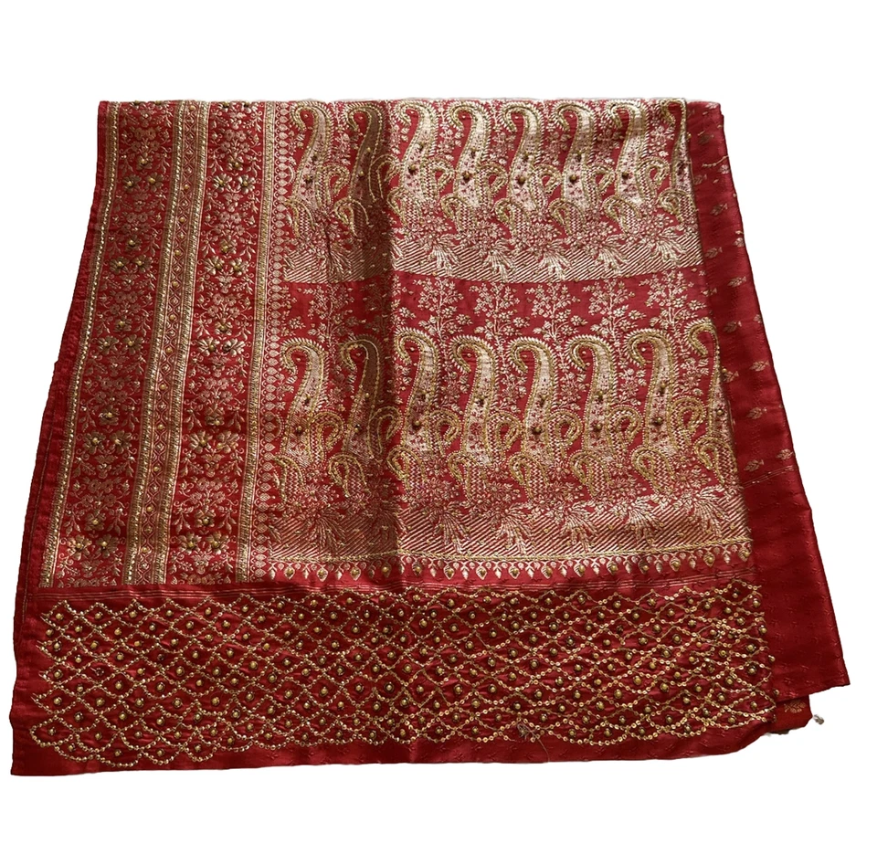 Beautiful Red Gold Jeweled Encrusted Ornate Saree Sari Fine - Image 4 of 4
