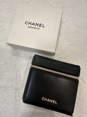 CHANEL Lipstick Case with Mirror Holds Lipsticks - Main Image