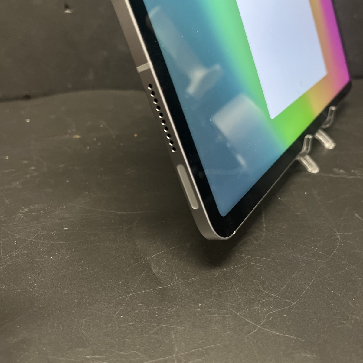 Apple iPad Pro 6th Gen. 128GB, Wi-Fi + 5G (Unlocked), 12.9in