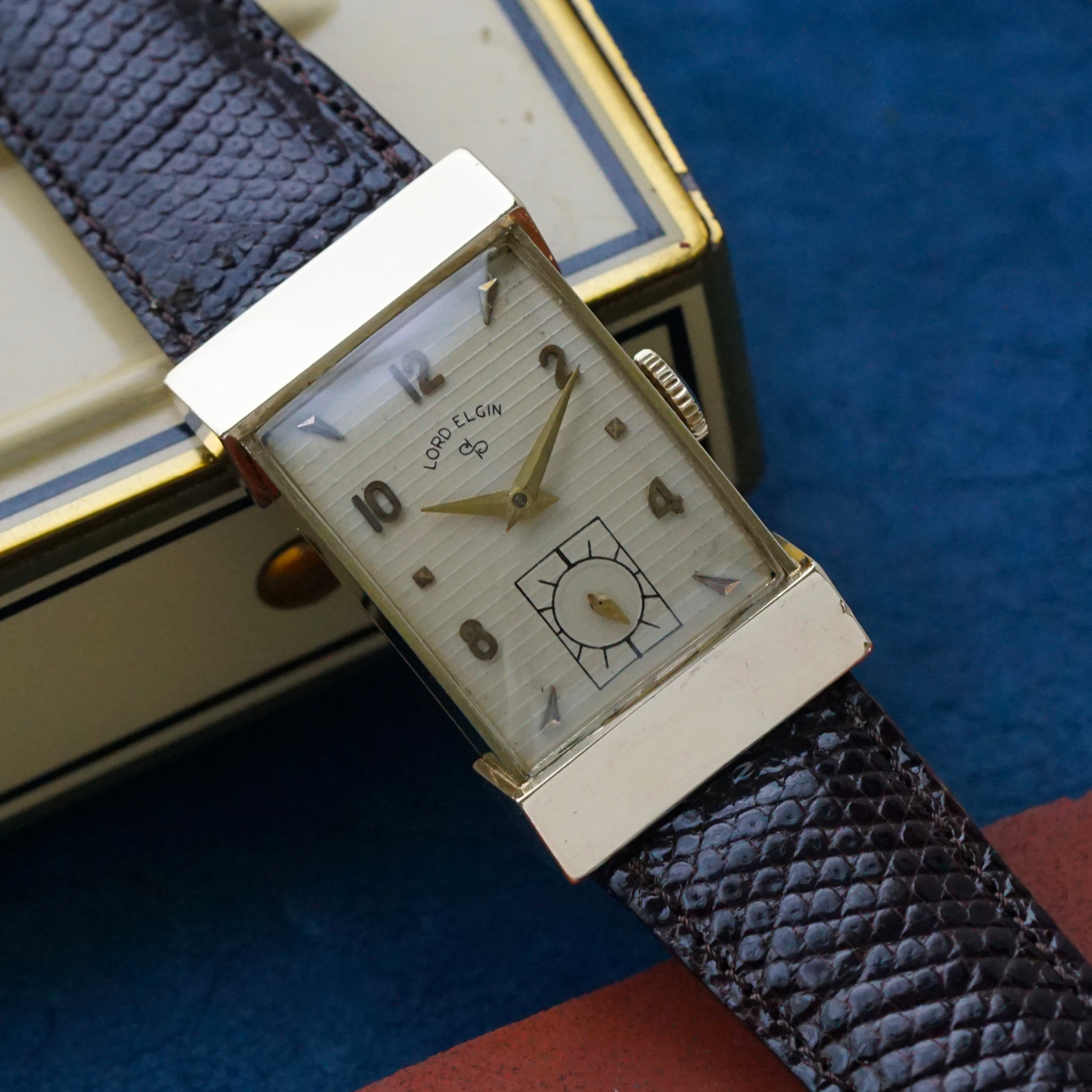 Lord Elgin 1954 Art-Deco Tank Inspired Ref. 4528 14k Yellow Gold Manual | eBay Lord Elgin 1954 Art-Deco Tank Inspired Ref. 4528 14k Yellow Gold Manual | eBay