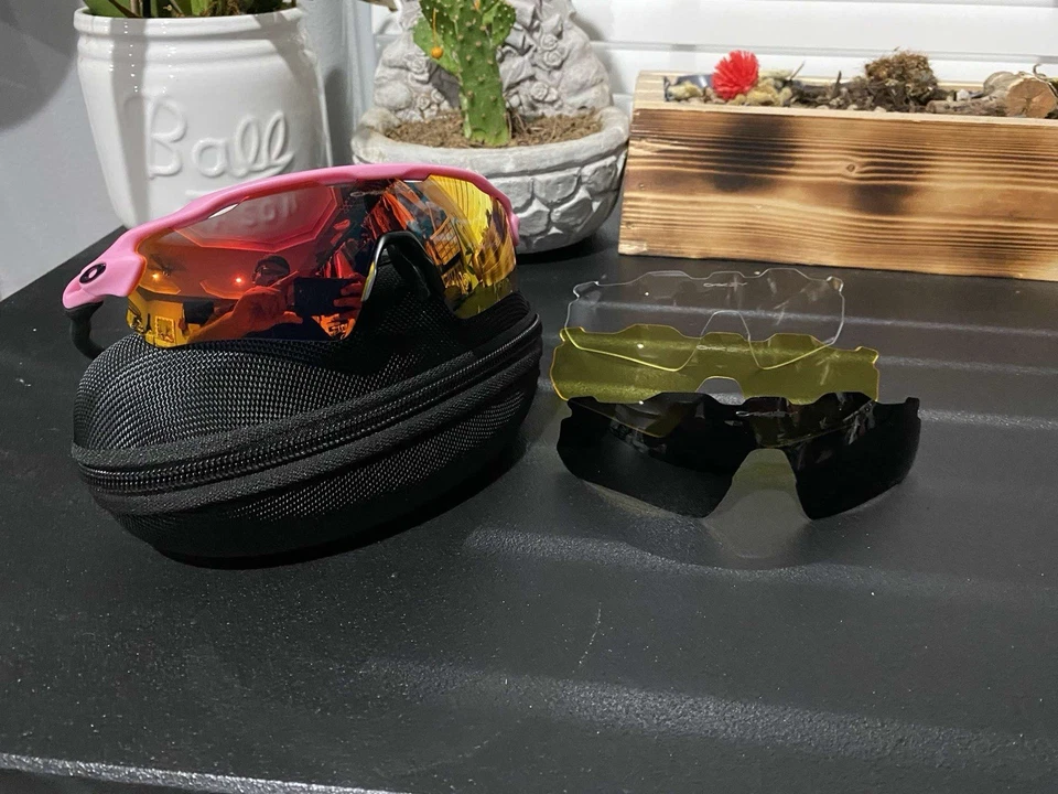 Oakley Radar Straight Stem Path Bright Pink Frame - Image 2 of 2