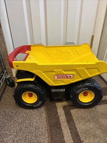 Hasbro Tonka Mighty Big Yellow Dump Truck - 19” 2004 Vintage Metal & Plastic
