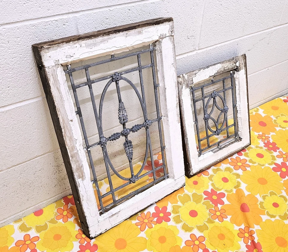 VINTAGE  SMALL CLEAR GLASS WINDOWS (2) TWO PANEL GOOD COND. NICE LOOK ORIG.FRAME - Image 3 of 4