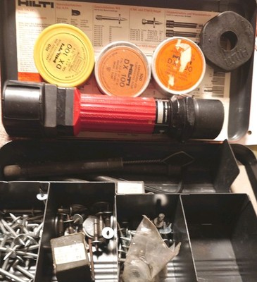 HILTI DX 100L Bolzensetzgerät im Originalkoffer mit Zubehör