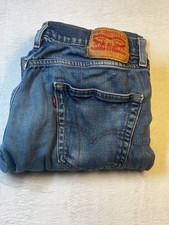 Levi  s 505 Jeans Men  s 33x32 actual 33x30 Regular Fit Blue Medium Wash