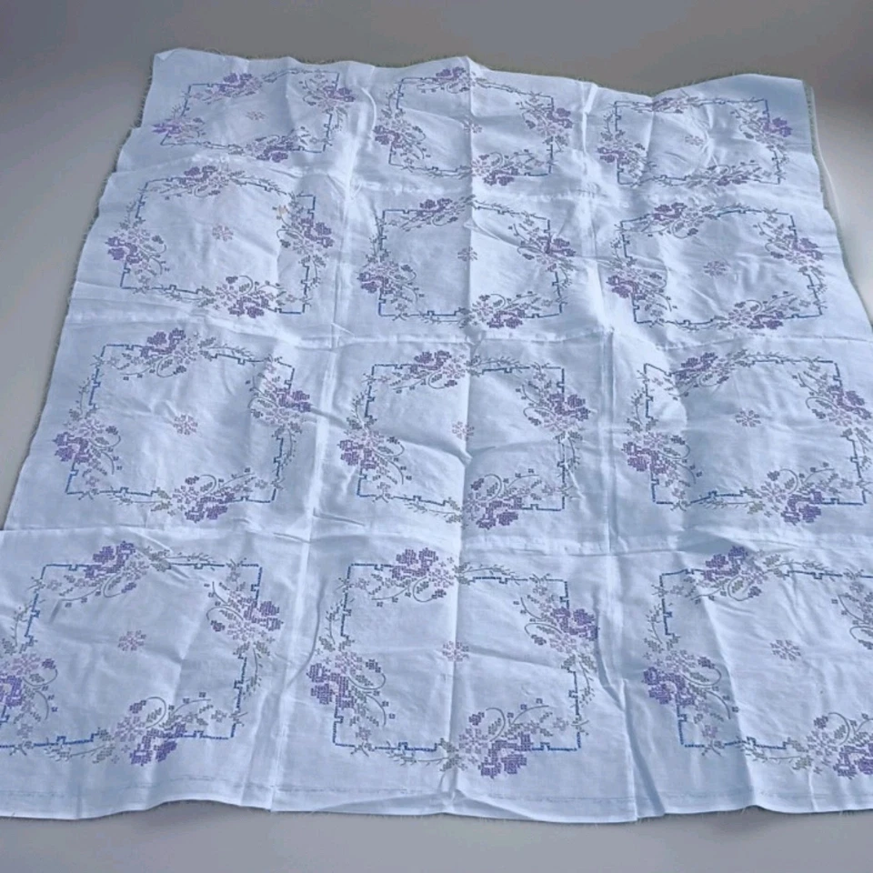 Lote de 4 paquetes de costura de paños bordados vintage y 12 paneles cuadrados de edredón Foto 2 de 4