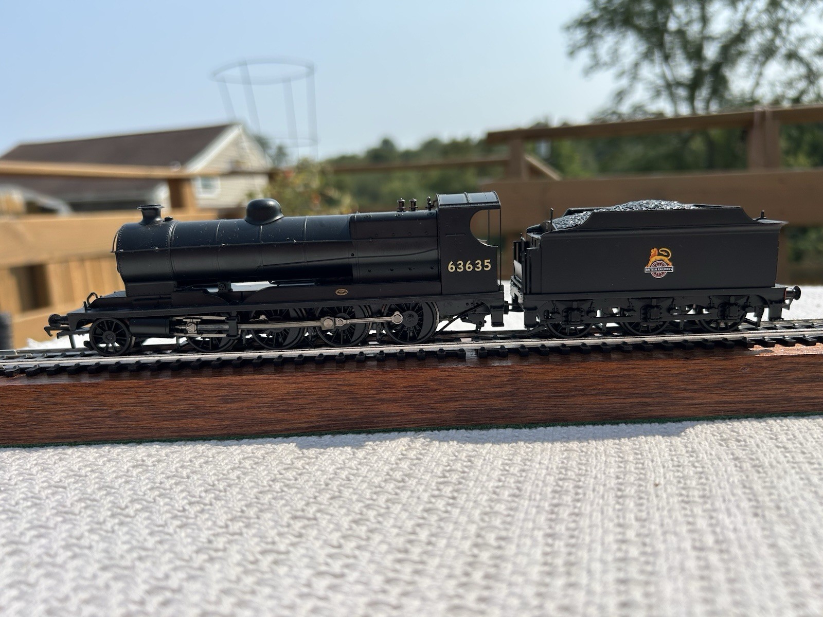 Picture 2 of 14