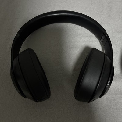 Beats by Dr. Dre Solo³ Kabellose Ohraufliegende Kopfhörer - Mattschwarz