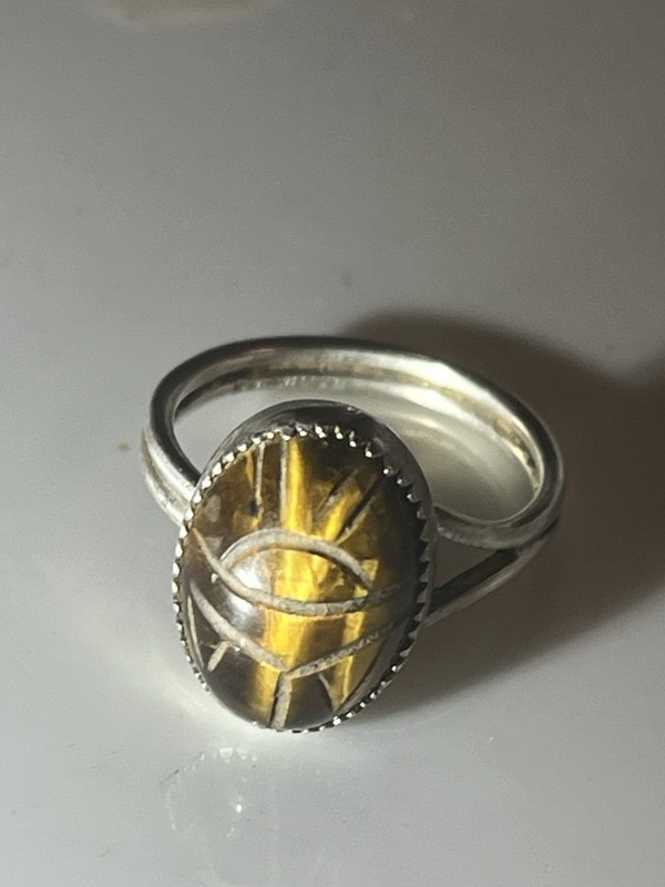 VTG Sterling Silver EGYPTIAN Tiger's Eye Scarab AMULET Beetle Ring Size 8 3g