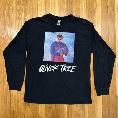 OLIVER TREE Long Sleeve Shirt Size Large Pacific Holding Baby 2 Olivers