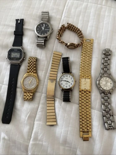 Lot of 6 Vintage Watches Untested