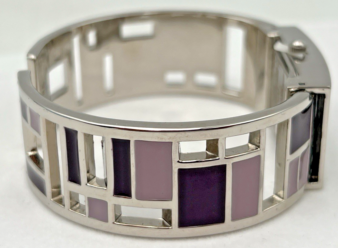 ?AVON Fancy Sparkling Cuff Watch Purple NIB! Avon | Accessories | Avon Fancy Sparkling Cuff Watch Purple  main image 4