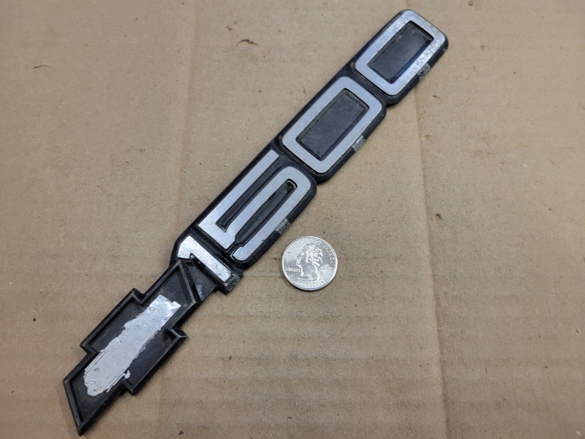 Chevy OEM 1992-1999 Silverado Cheyenne C1500 K1500 Door Emblem