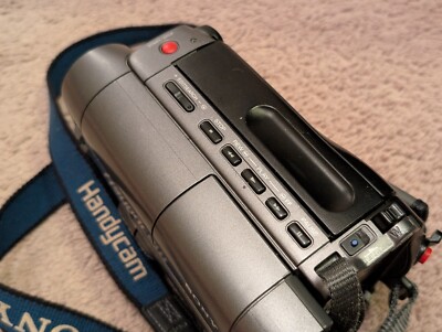 SONY VideoHi8 Handycam CCD-TR12 ⑦ $_32.JPG?set_id=880000500F